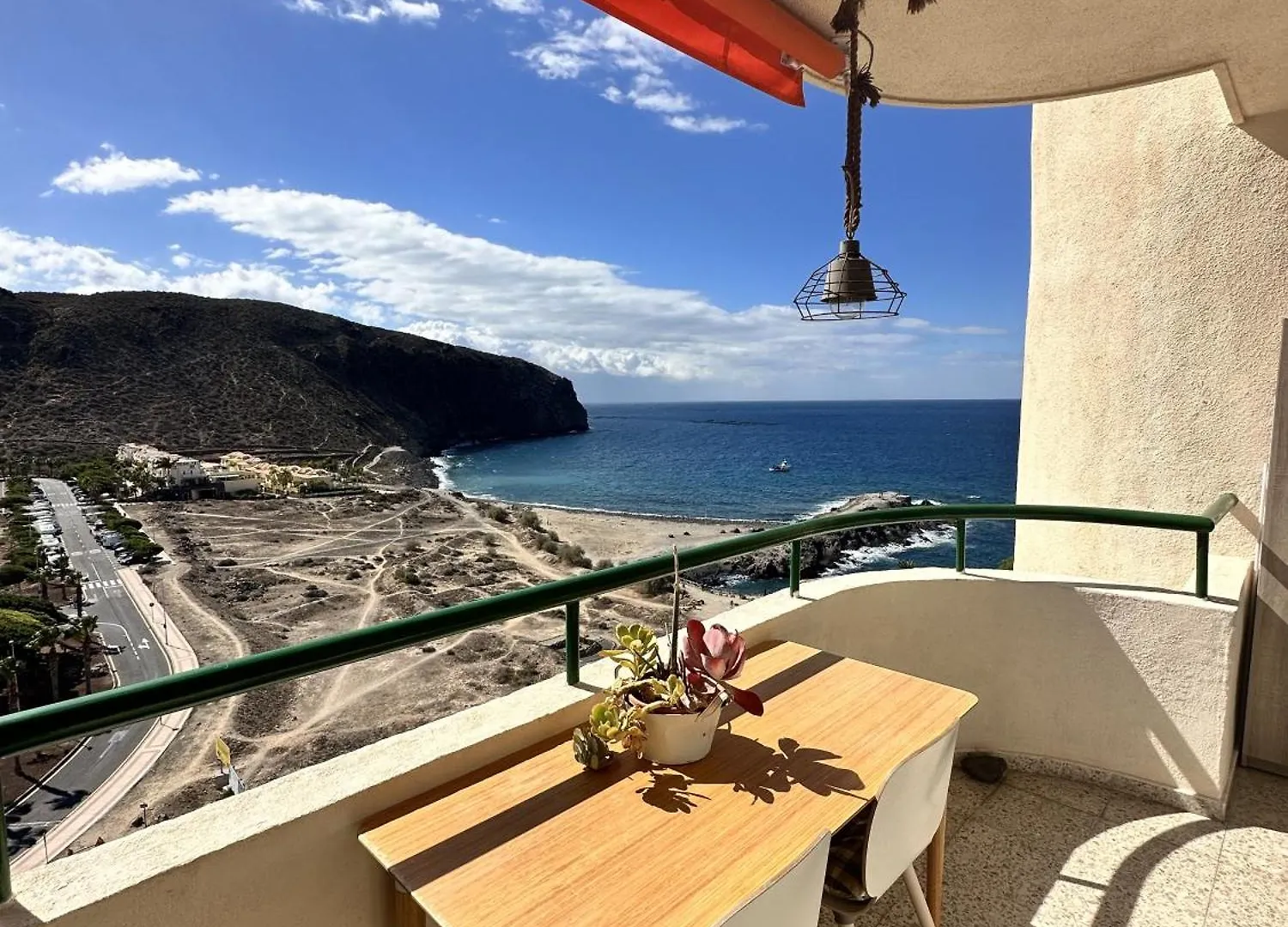 Επικοινωνία με το Costa-Bella Apartment